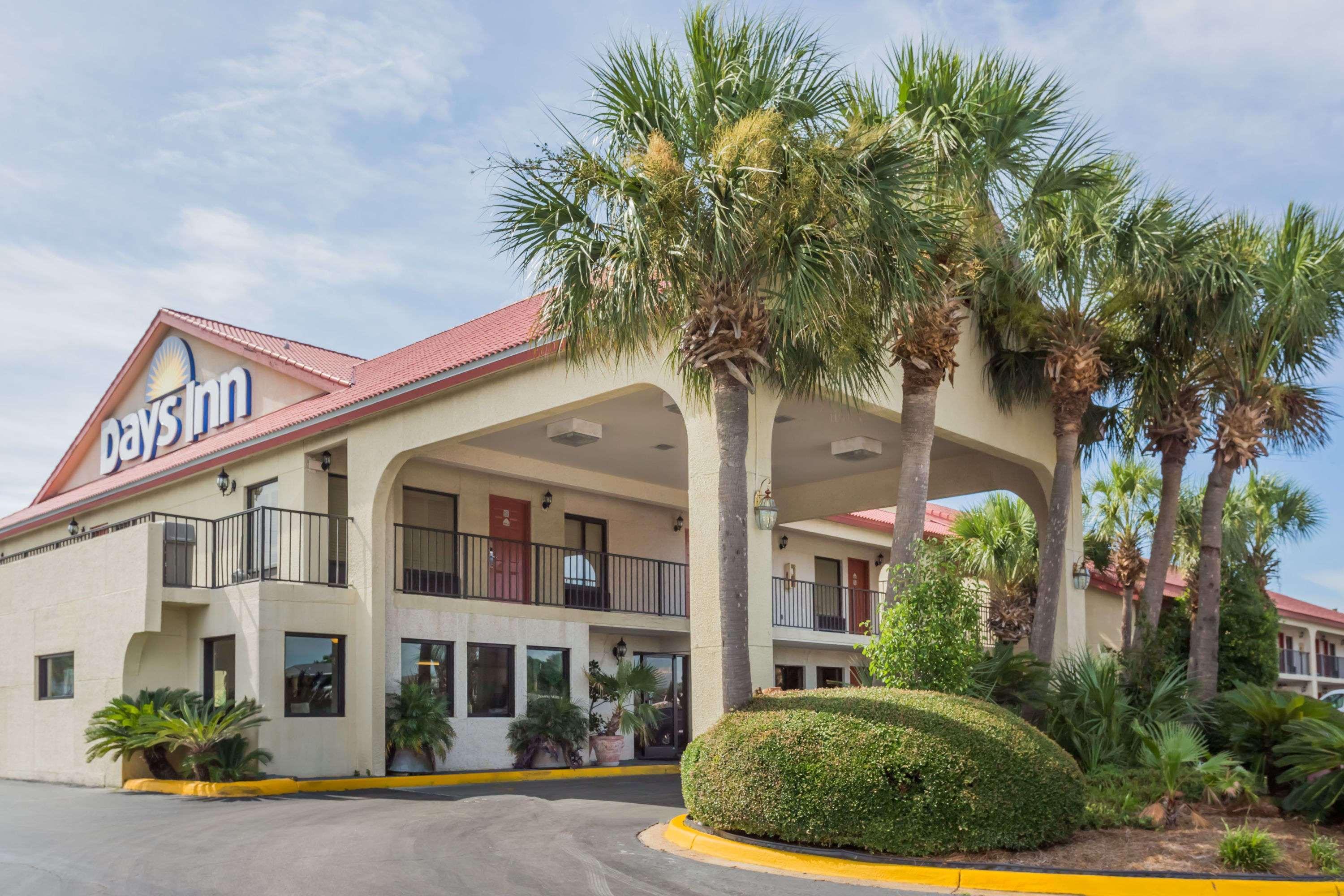 Days Inn By Wyndham Destin Exterior foto